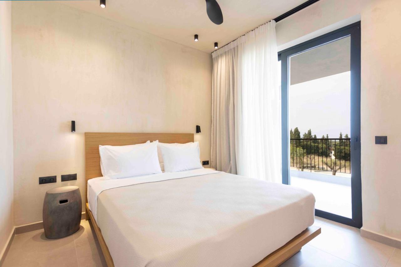 Pnoes Luxury Suites Палиури Экстерьер фото